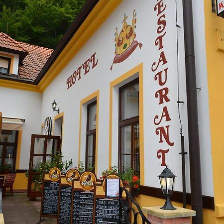 Hotel Koruna Karlštejn Exteriör bild