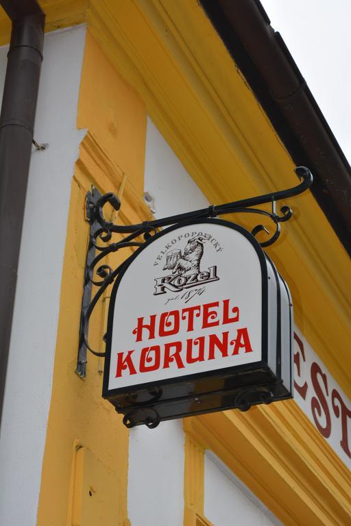 Hotel Koruna Karlštejn Exteriör bild